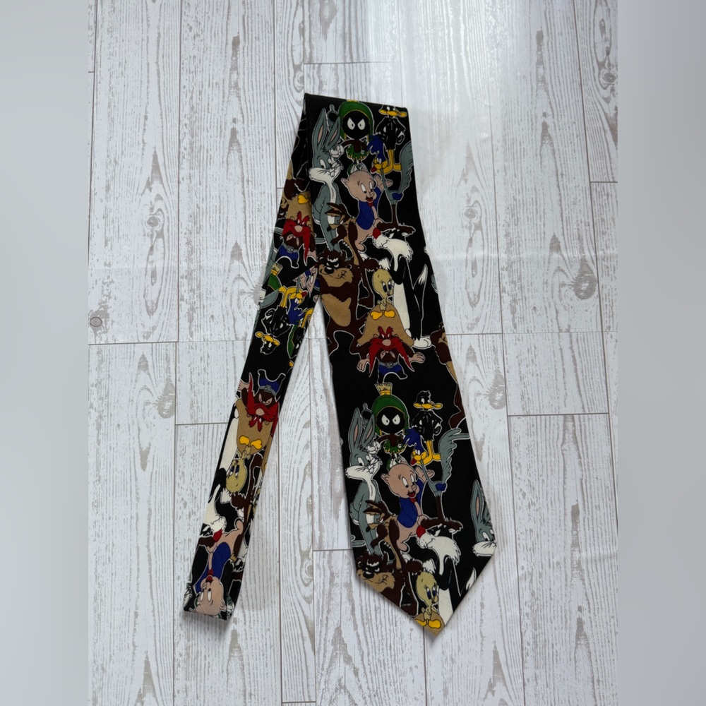 Warner Bros. Black Tie with Colorful Looney Tunes Characters 1993 100% Silk